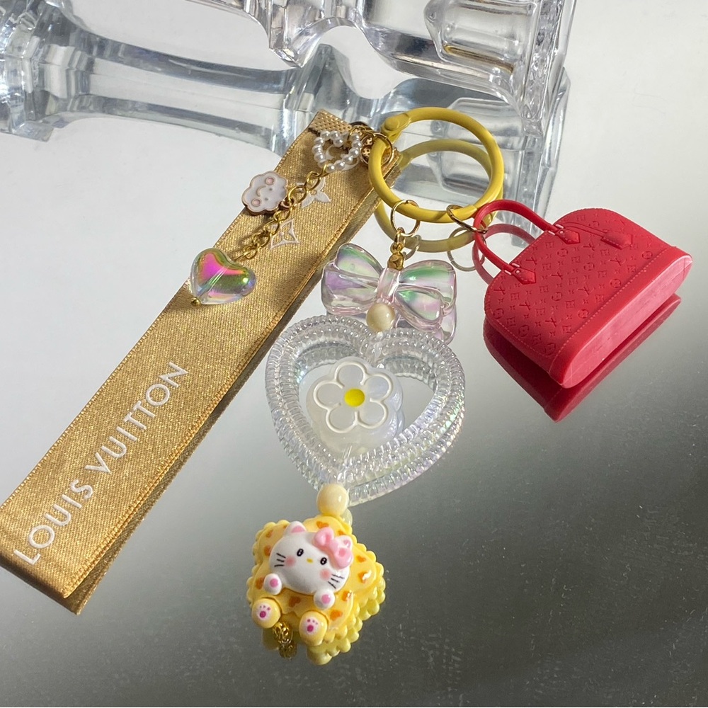 Handmade of Bag charm/Key Chain/Phone chain